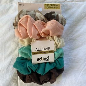 6 Pack of Neutral Scrunchies